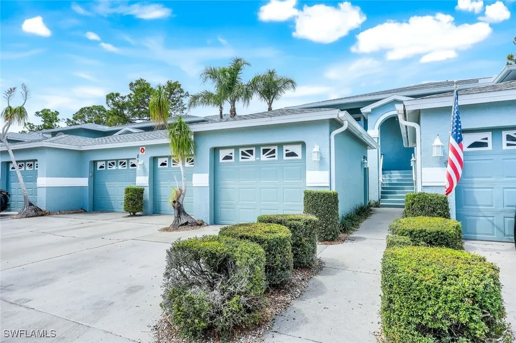 810 New Waterford Drive Naples FL 34104