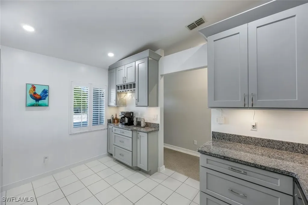 810 New Waterford Drive Naples FL 34104