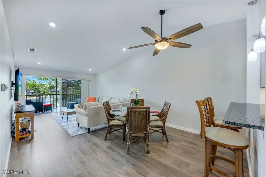 810 New Waterford Drive Naples FL 34104