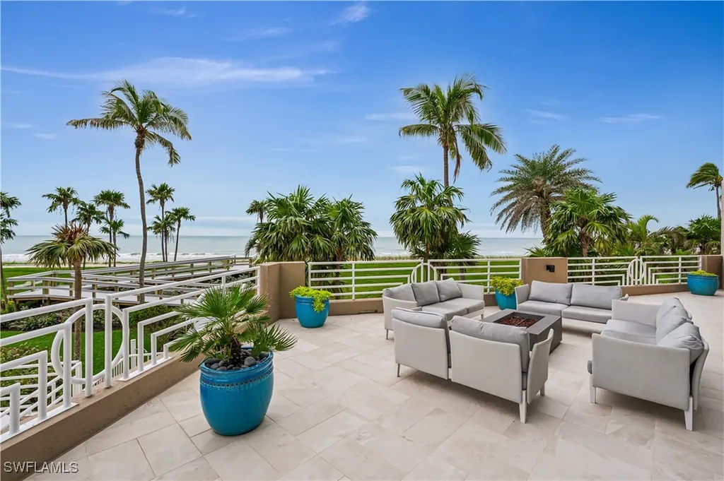 4651 Gulf Shore Boulevard N Naples FL 34103