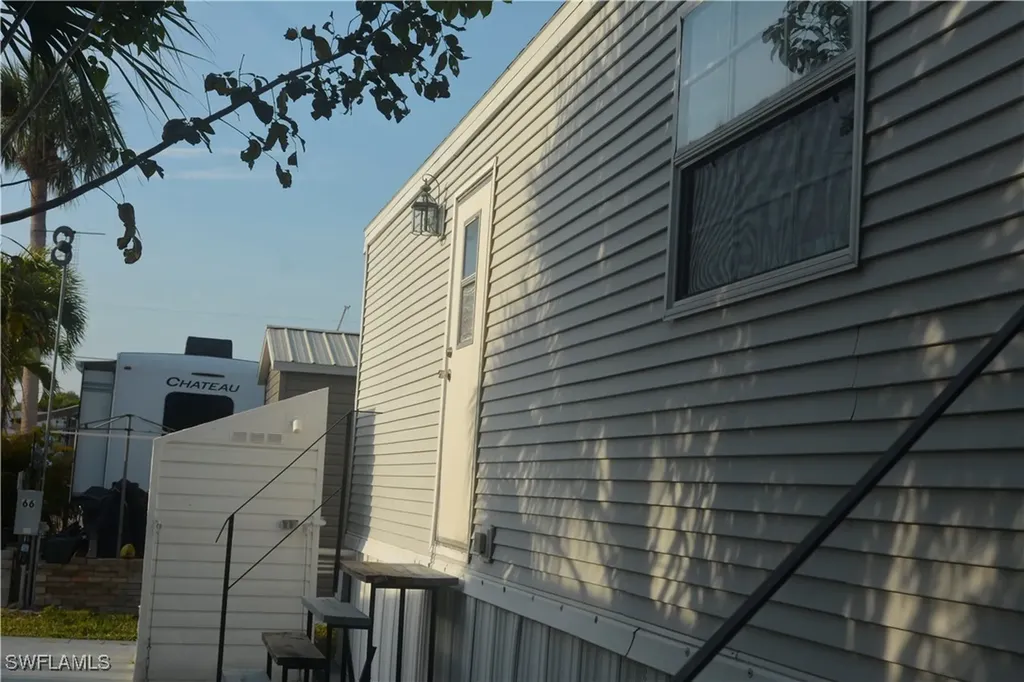 3809 Lemon Twist Loop Bonita Springs FL 34134