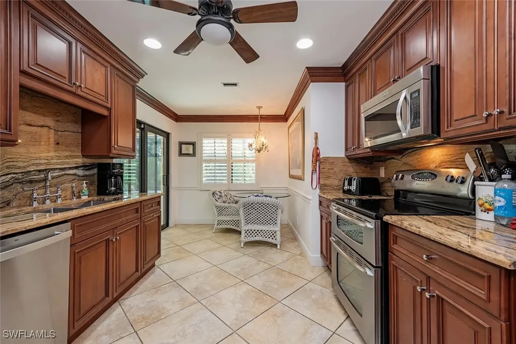 4616 Chippendale Drive Naples FL 34112