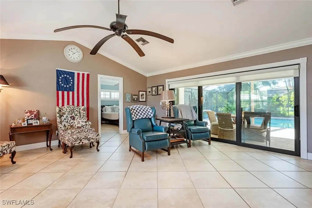 4616 Chippendale Drive Naples FL 34112