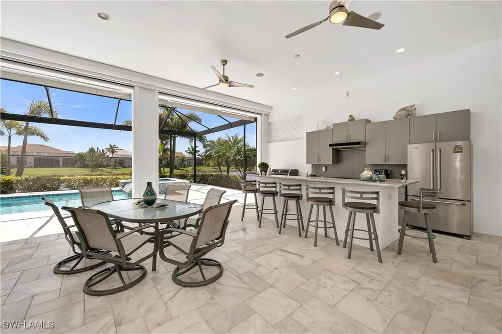 3225 Cotuit Court Naples FL 34114