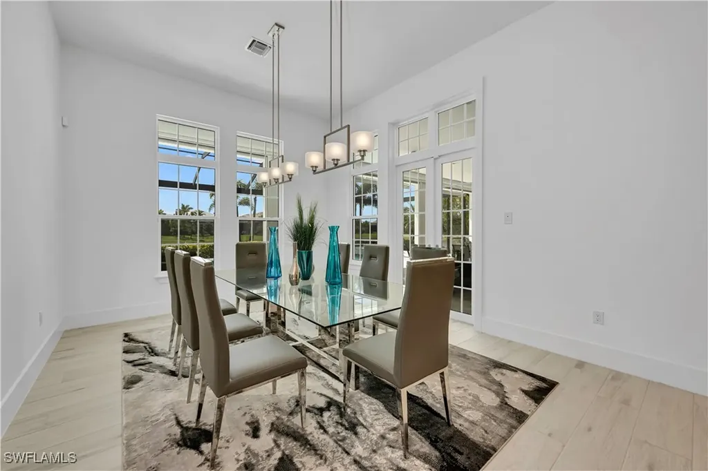 3225 Cotuit Court Naples FL 34114