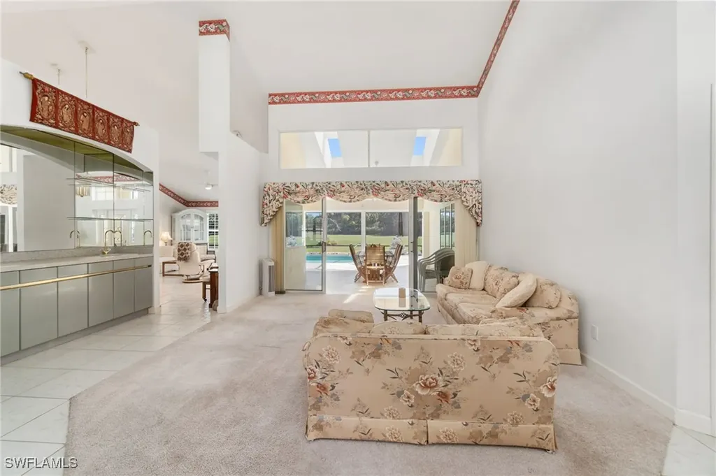 835 Ashburton Drive Naples FL 34110