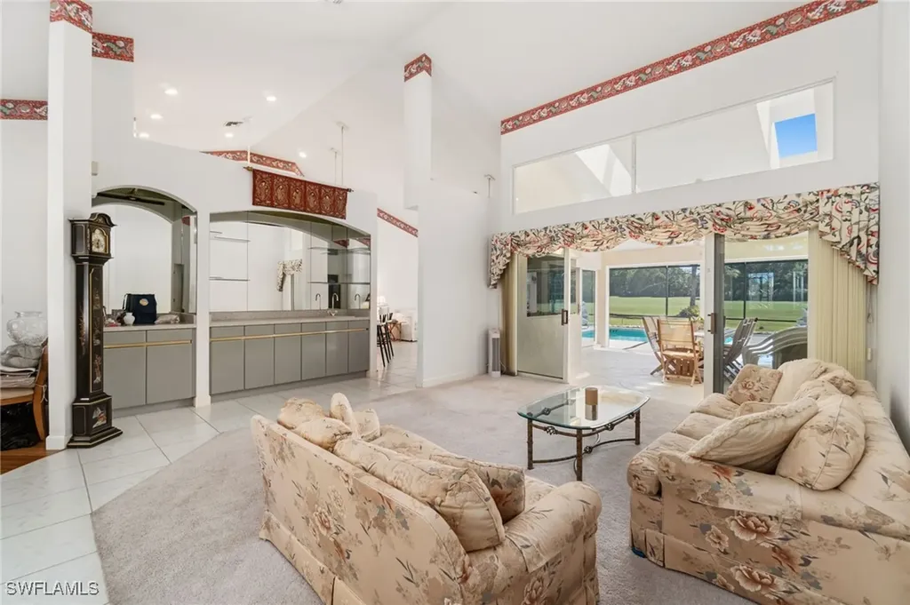 835 Ashburton Drive Naples FL 34110