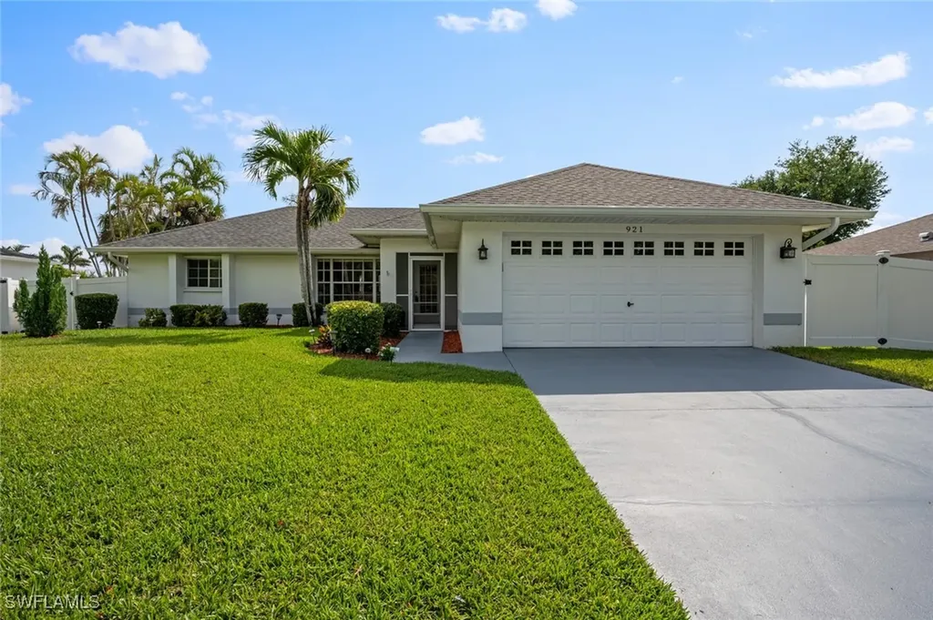 921 SW 6th Place Cape Coral FL 33991