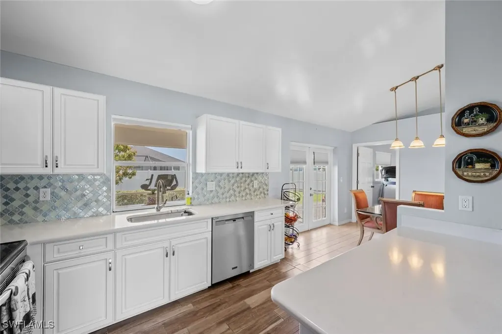 921 SW 6th Place Cape Coral FL 33991