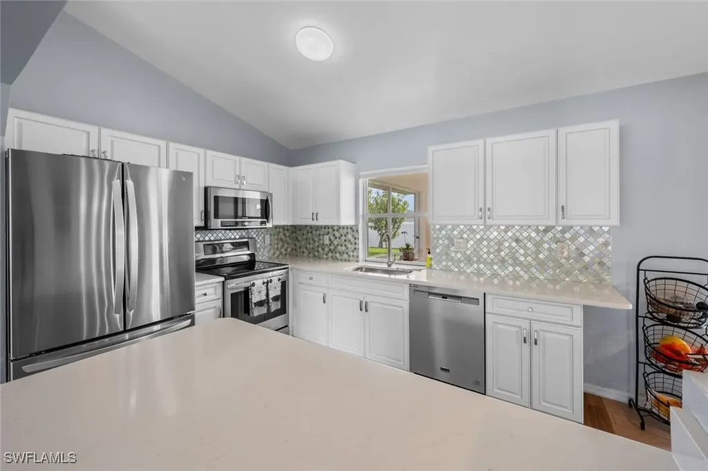 921 SW 6th Place Cape Coral FL 33991