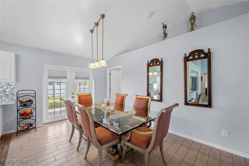 921 SW 6th Place Cape Coral FL 33991