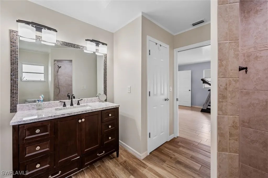 921 SW 6th Place Cape Coral FL 33991