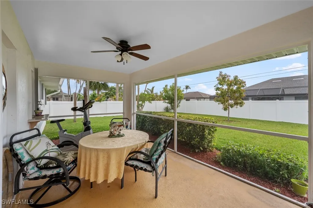 921 SW 6th Place Cape Coral FL 33991