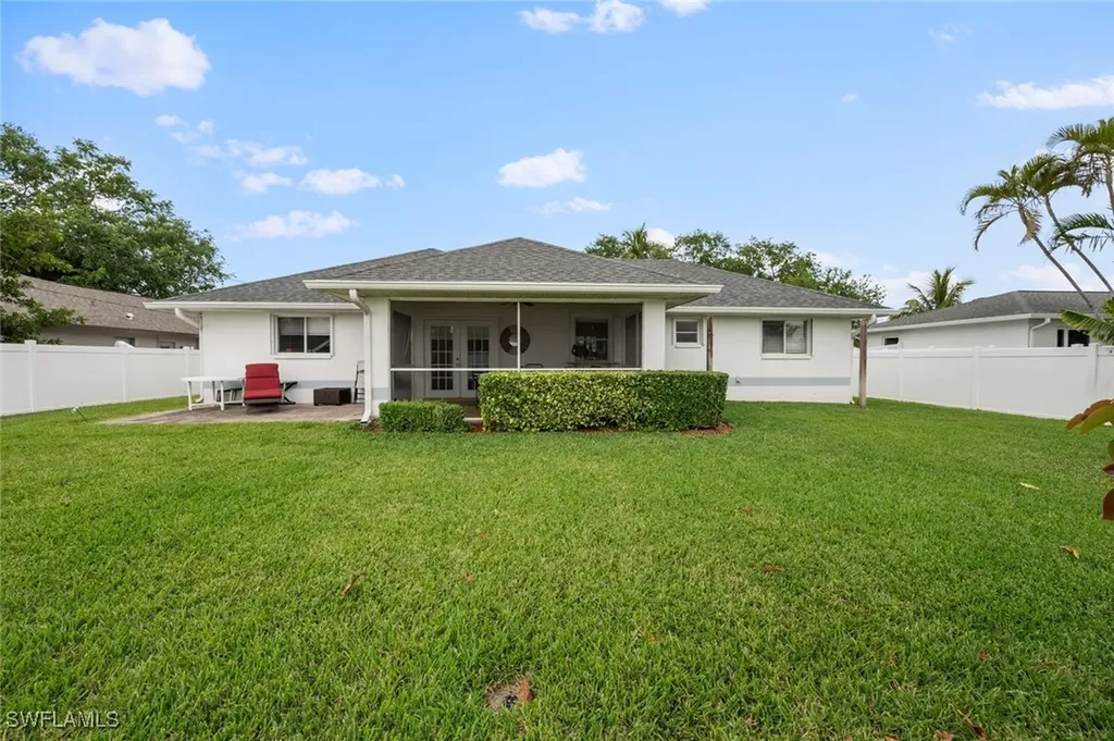 921 SW 6th Place Cape Coral FL 33991