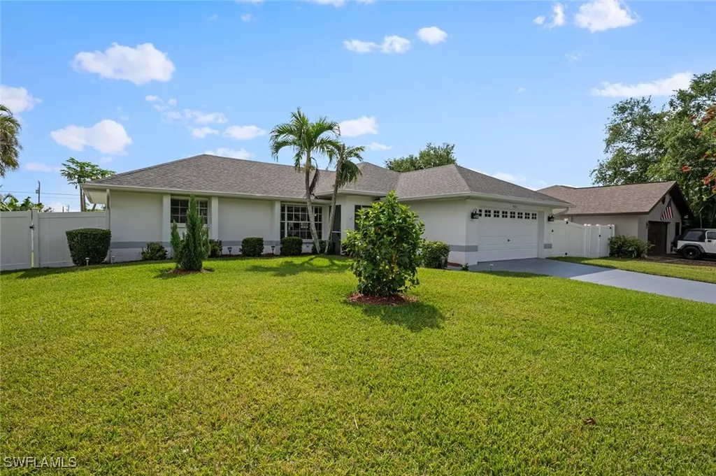 921 SW 6th Place Cape Coral FL 33991