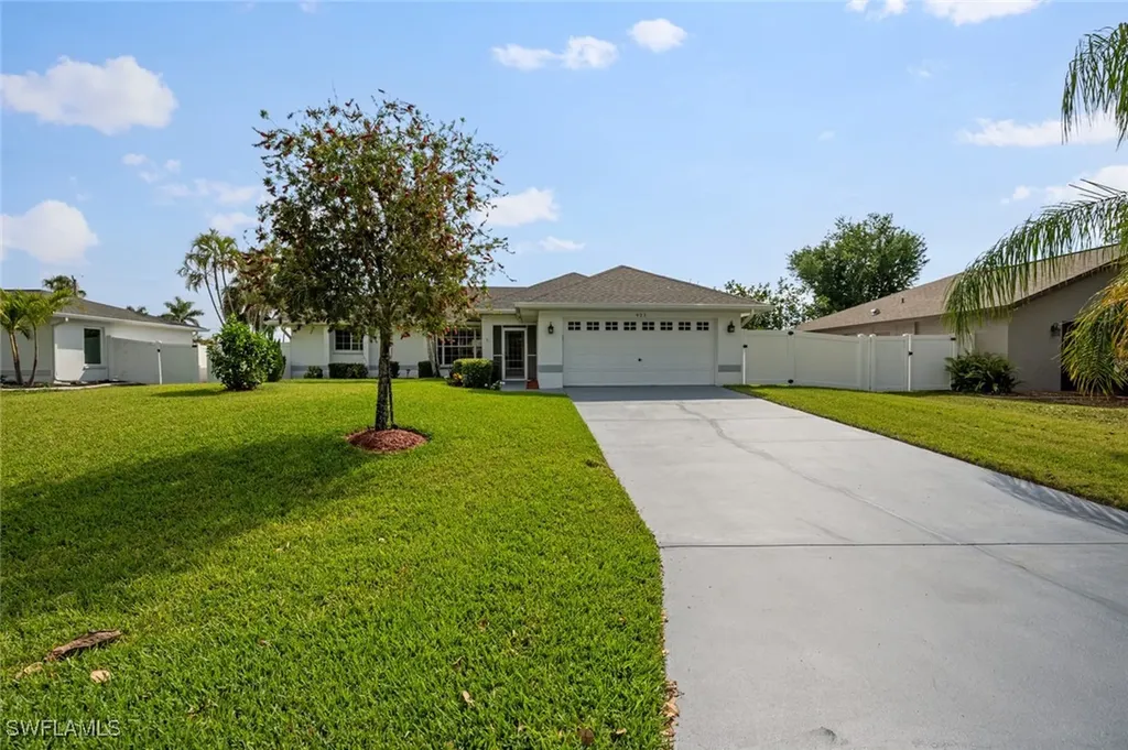 921 SW 6th Place Cape Coral FL 33991