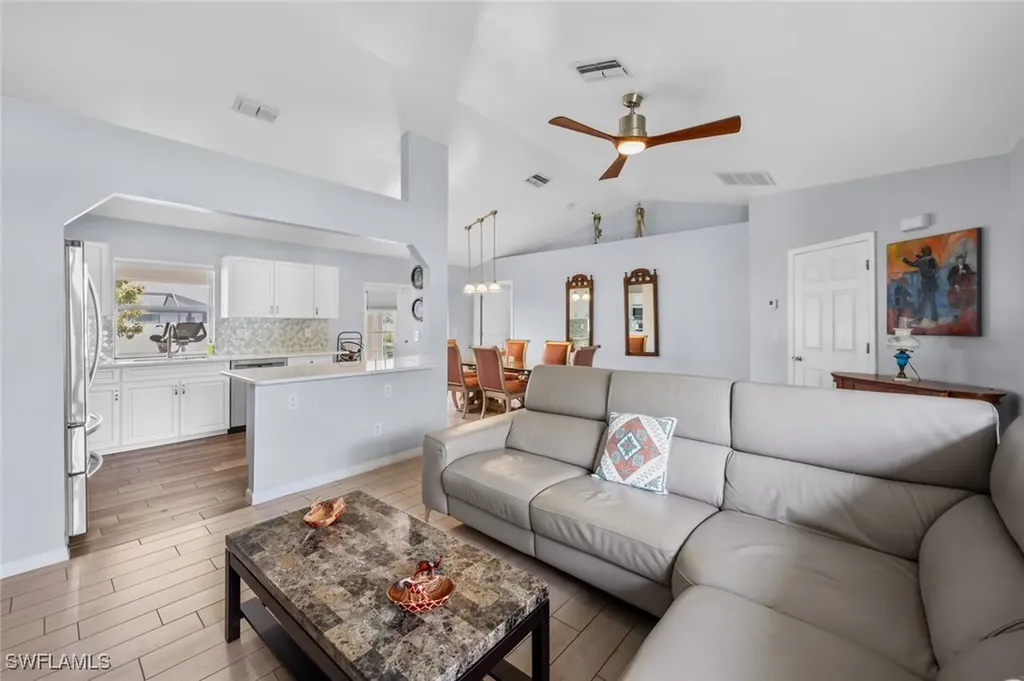 921 SW 6th Place Cape Coral FL 33991