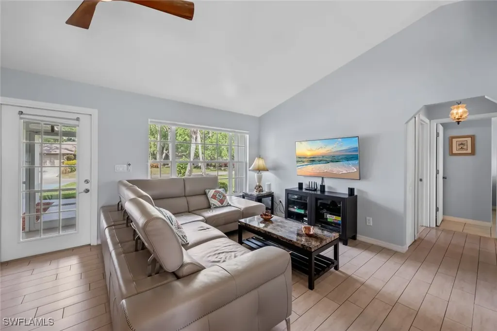 921 SW 6th Place Cape Coral FL 33991