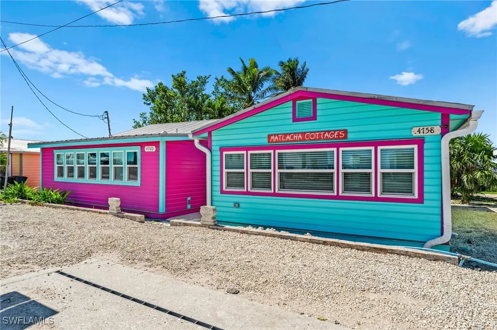 4760 Pine Island Road NW Matlacha FL 33993