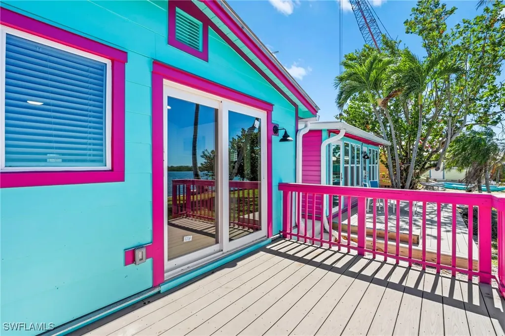 4760 Pine Island Road NW Matlacha FL 33993