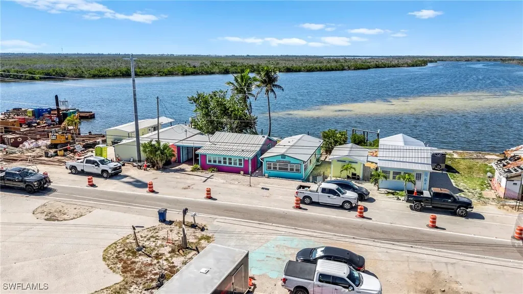 4760 Pine Island Road NW Matlacha FL 33993