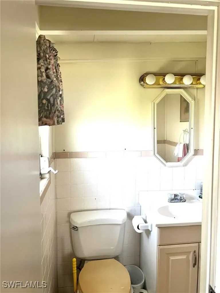 329 Lantern Lane North Fort Myers FL 33917