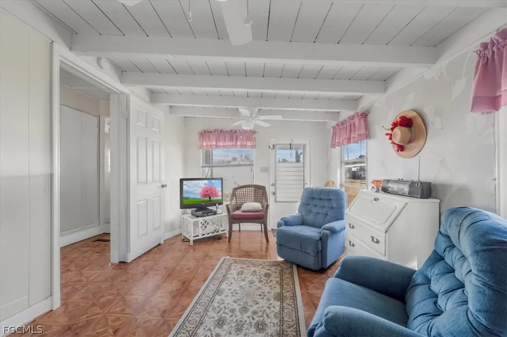 329 Lantern Lane North Fort Myers FL 33917