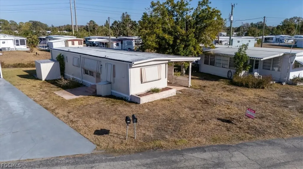 329 Lantern Lane North Fort Myers FL 33917