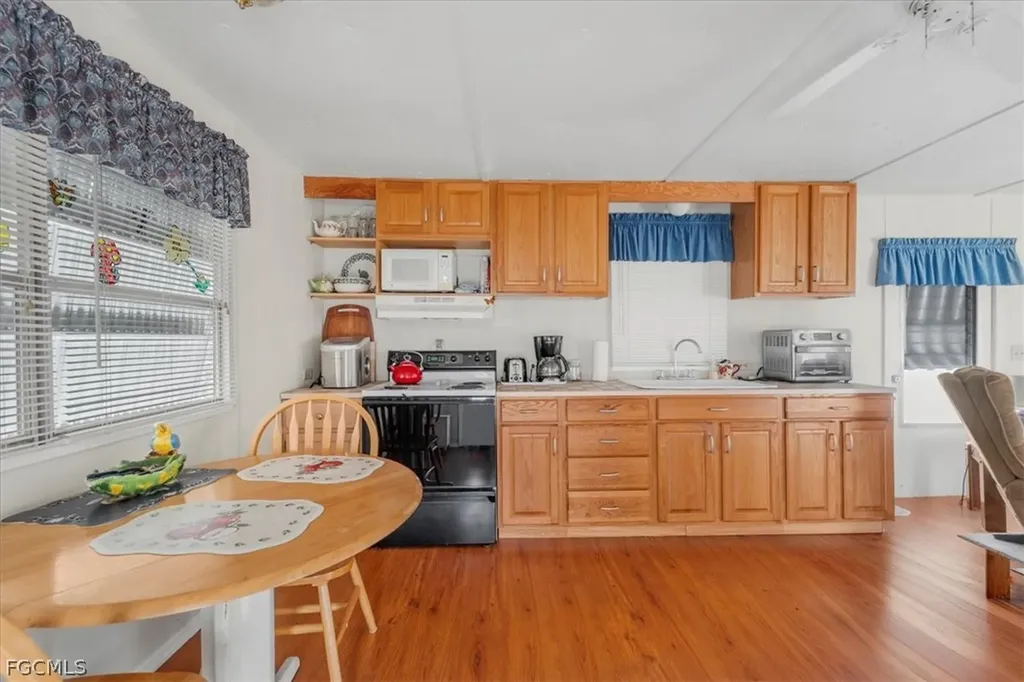 329 Lantern Lane North Fort Myers FL 33917