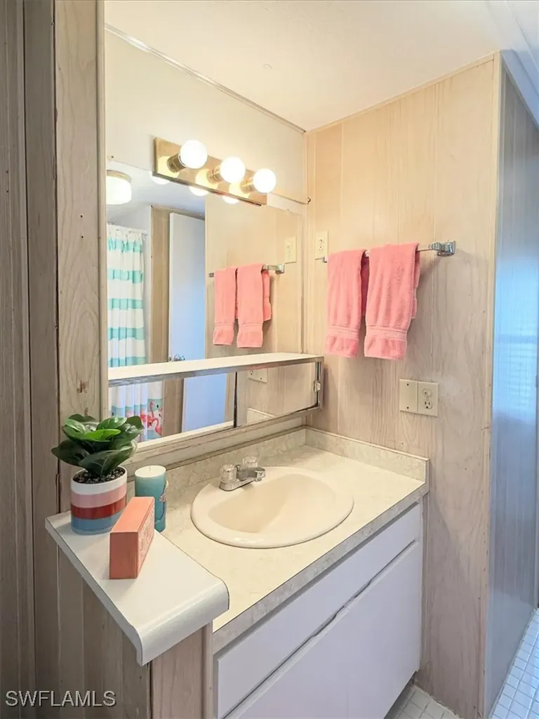 3852 Cardinal Circle Bonita Springs FL 34134