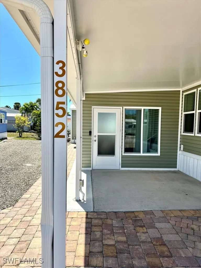 3852 Cardinal Circle Bonita Springs FL 34134