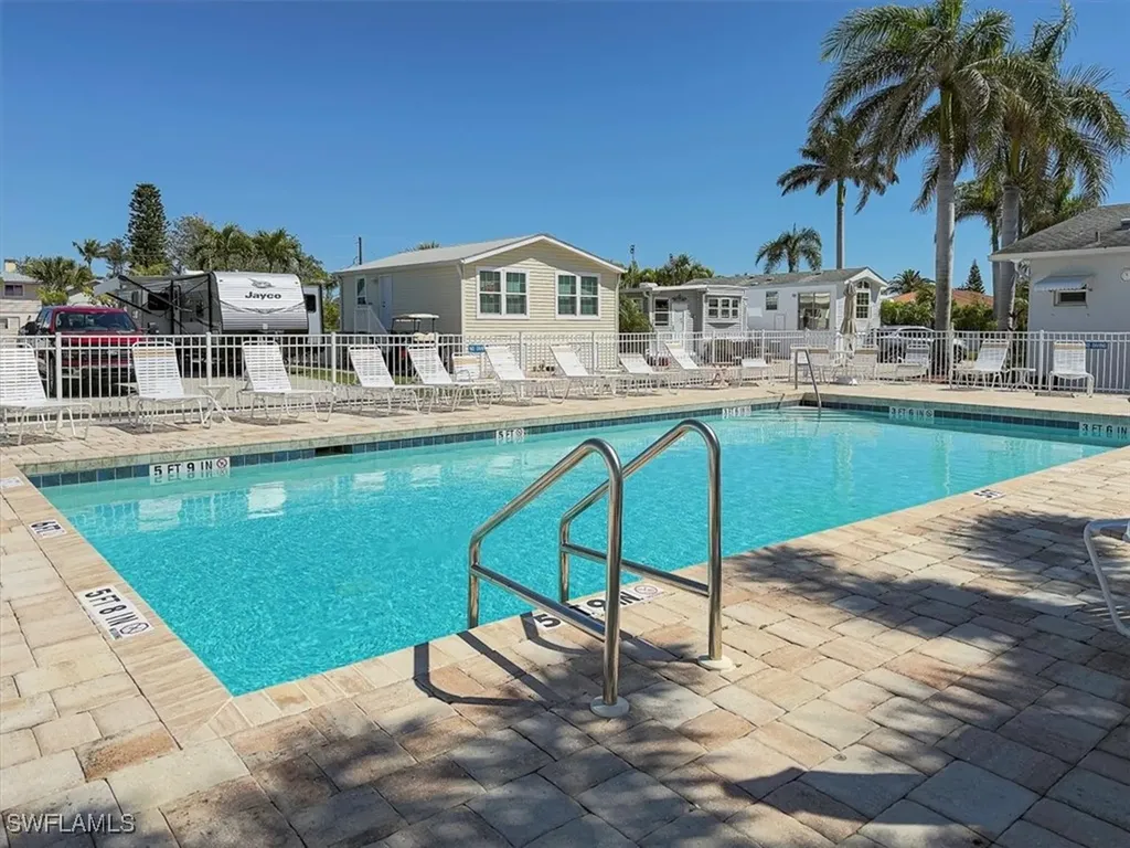 3852 Cardinal Circle Bonita Springs FL 34134