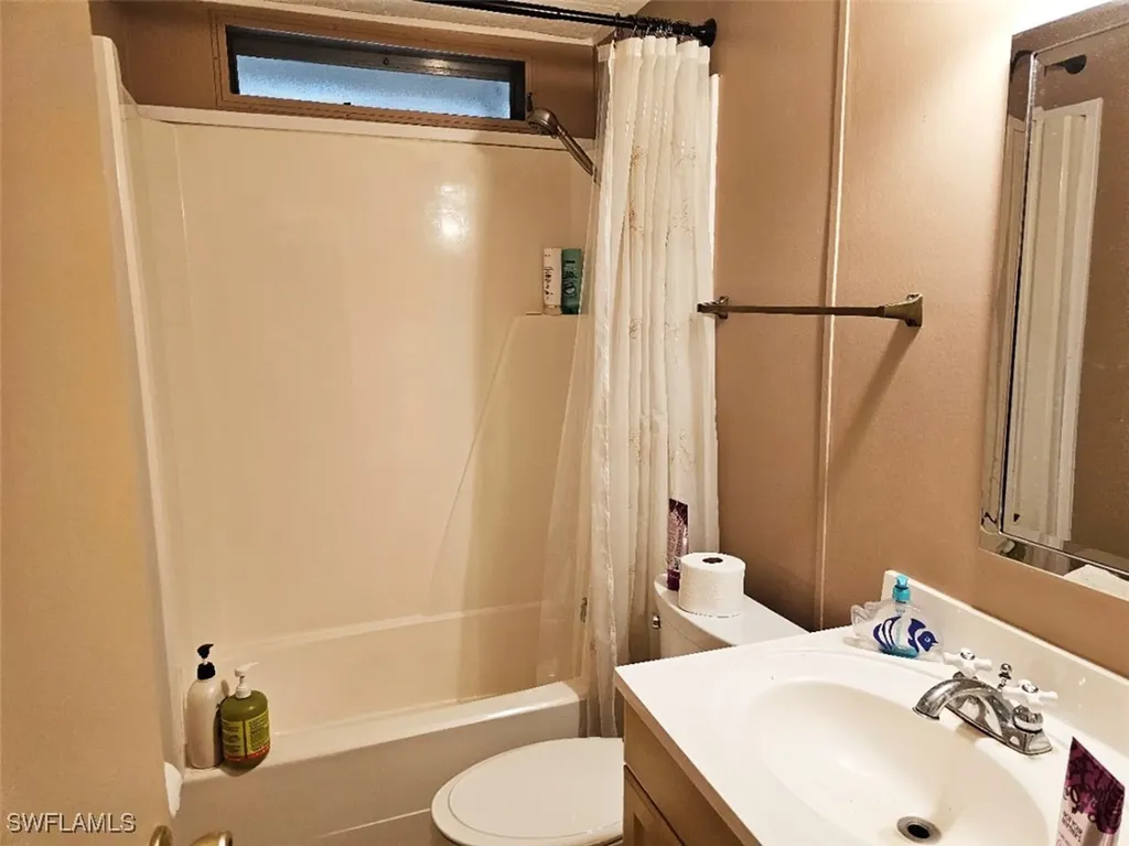 94 Poinsettia Drive Fort Myers FL 33905