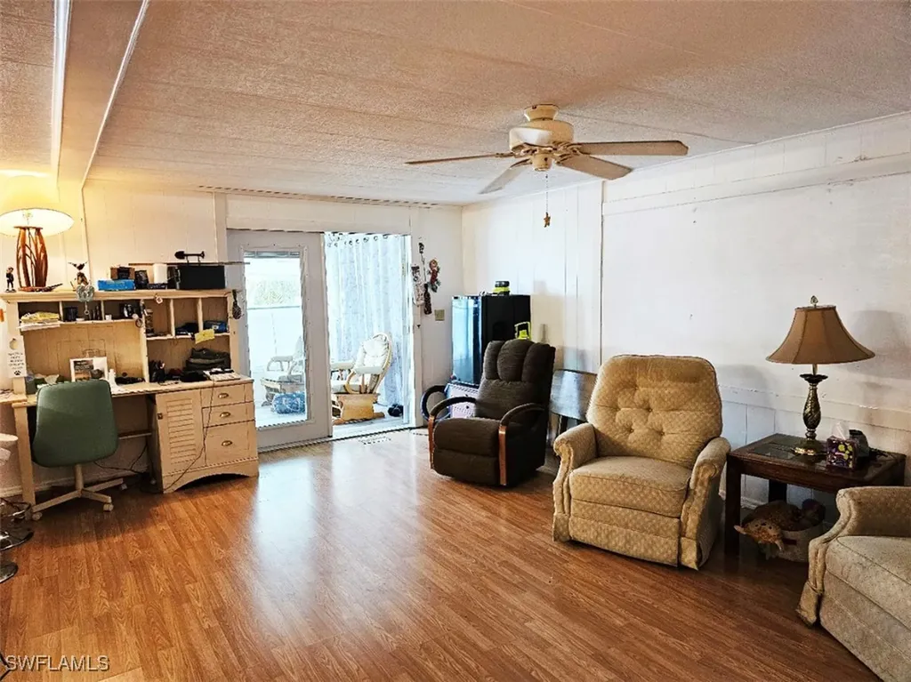 94 Poinsettia Drive Fort Myers FL 33905