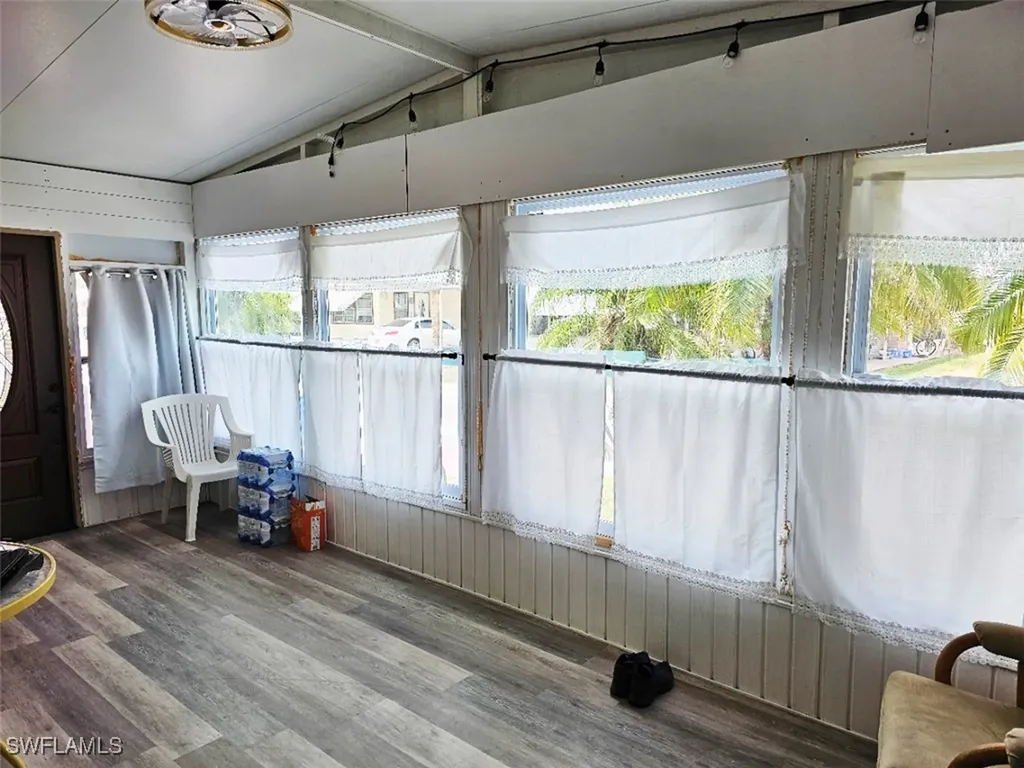 94 Poinsettia Drive Fort Myers FL 33905