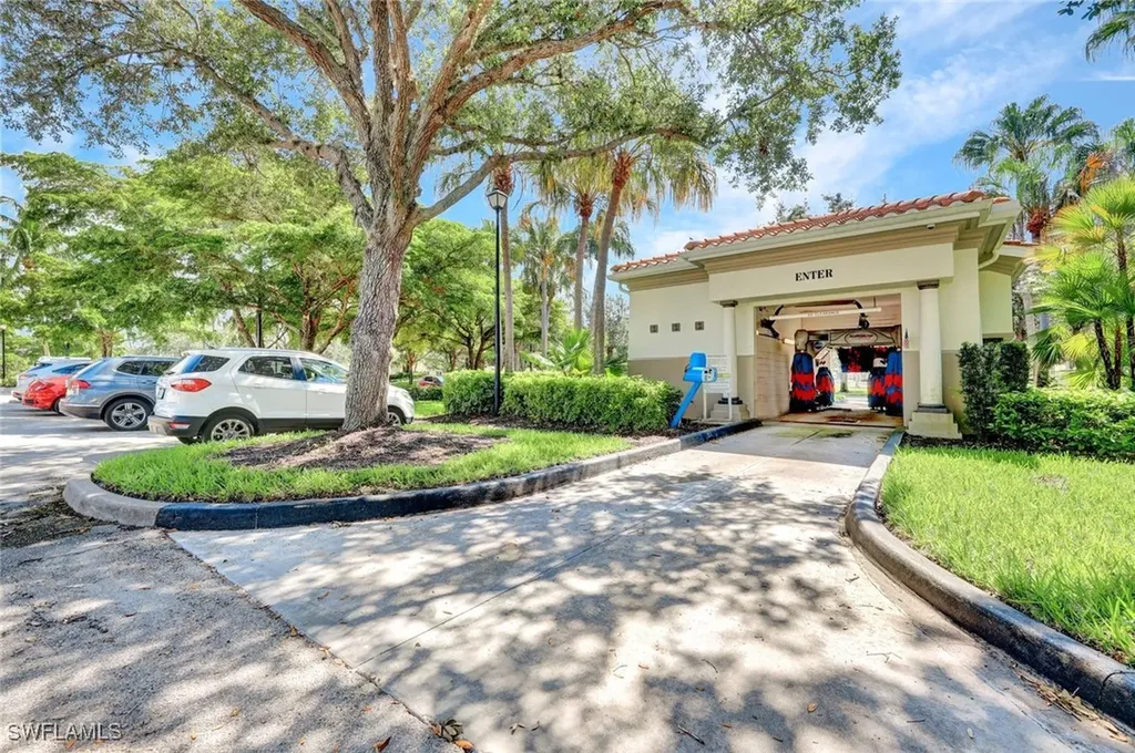 6044 Andros Way Naples FL 34119