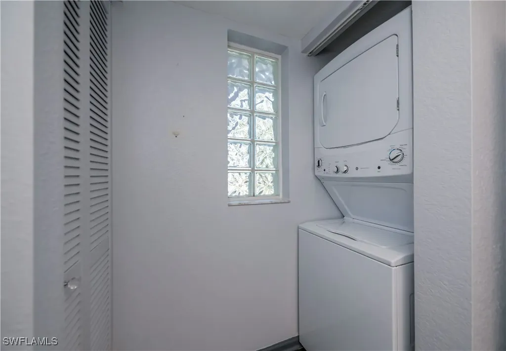 1051 Forrest Nelson Boulevard Port Charlotte FL 33952