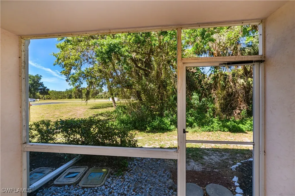 1051 Forrest Nelson Boulevard Port Charlotte FL 33952