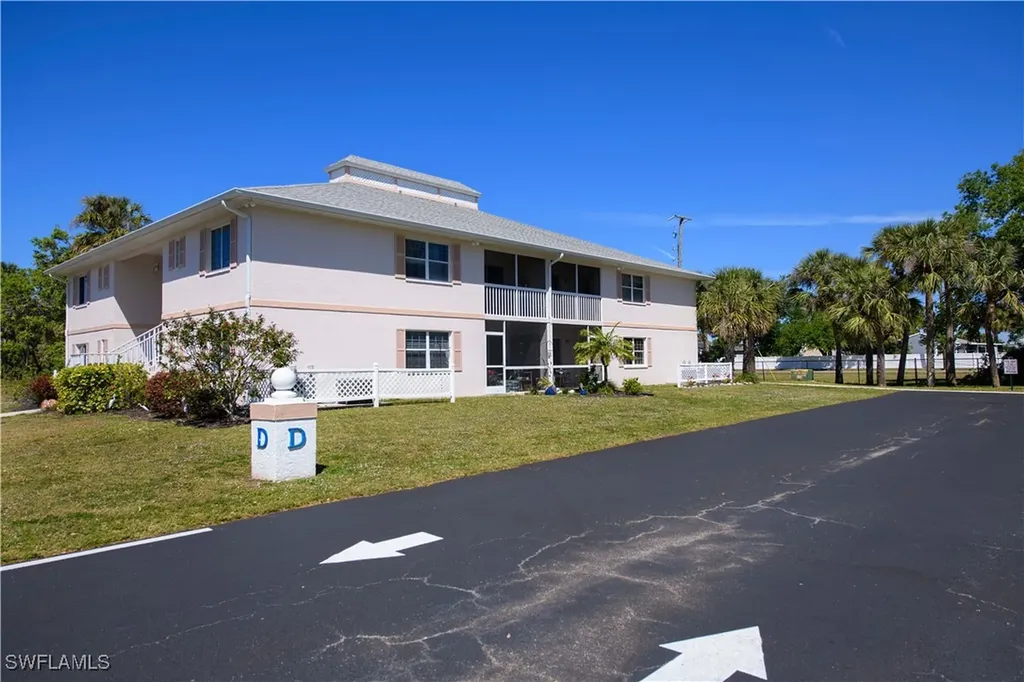 1051 Forrest Nelson Boulevard Port Charlotte FL 33952