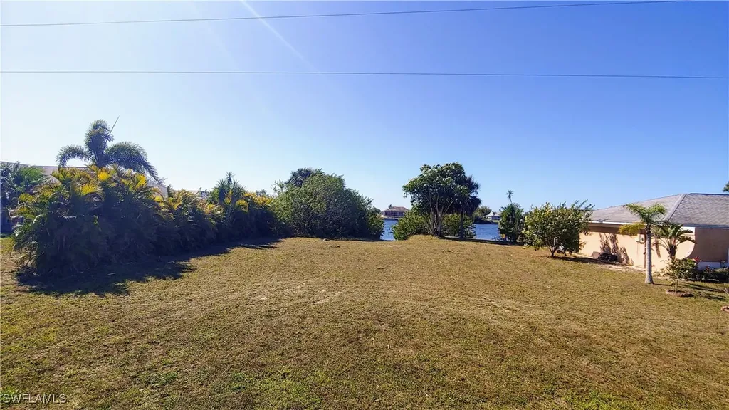 1242 NW 18th Street Cape Coral FL 33993