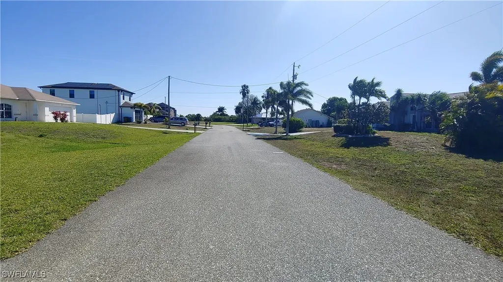 1242 NW 18th Street Cape Coral FL 33993