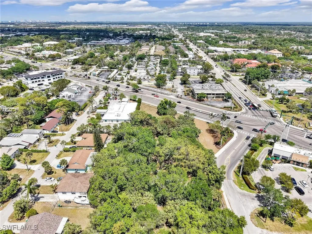 3184 Tamiami Trail E Naples FL 34112