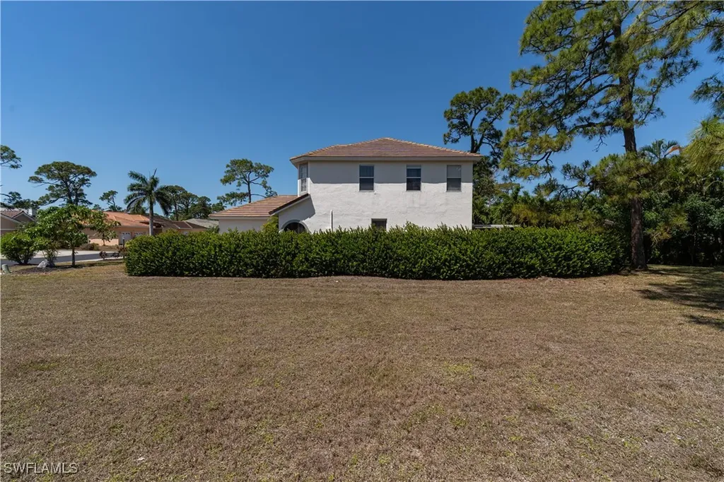 11264 Coimbra Lane Bonita Springs FL 34135