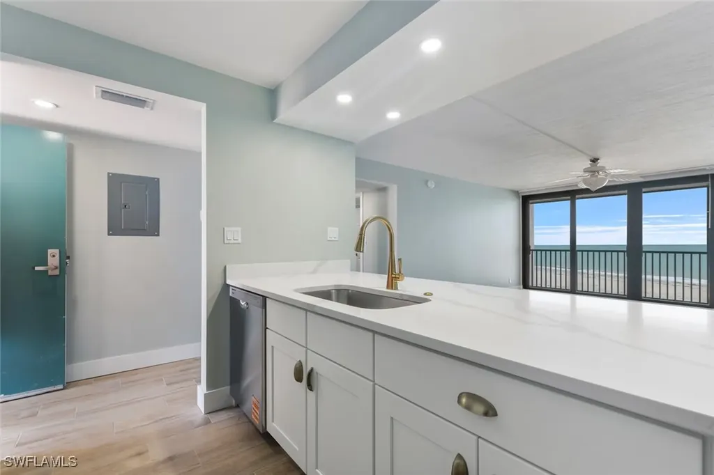 1501 Middle Gulf Drive Sanibel FL 33957
