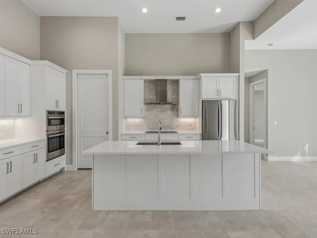 1213 Whiteheart Avenue Marco Island FL 34145