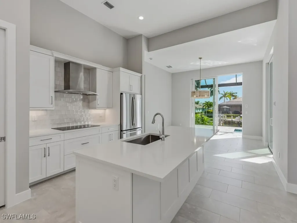 1213 Whiteheart Avenue Marco Island FL 34145
