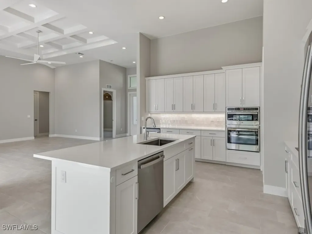 1213 Whiteheart Avenue Marco Island FL 34145