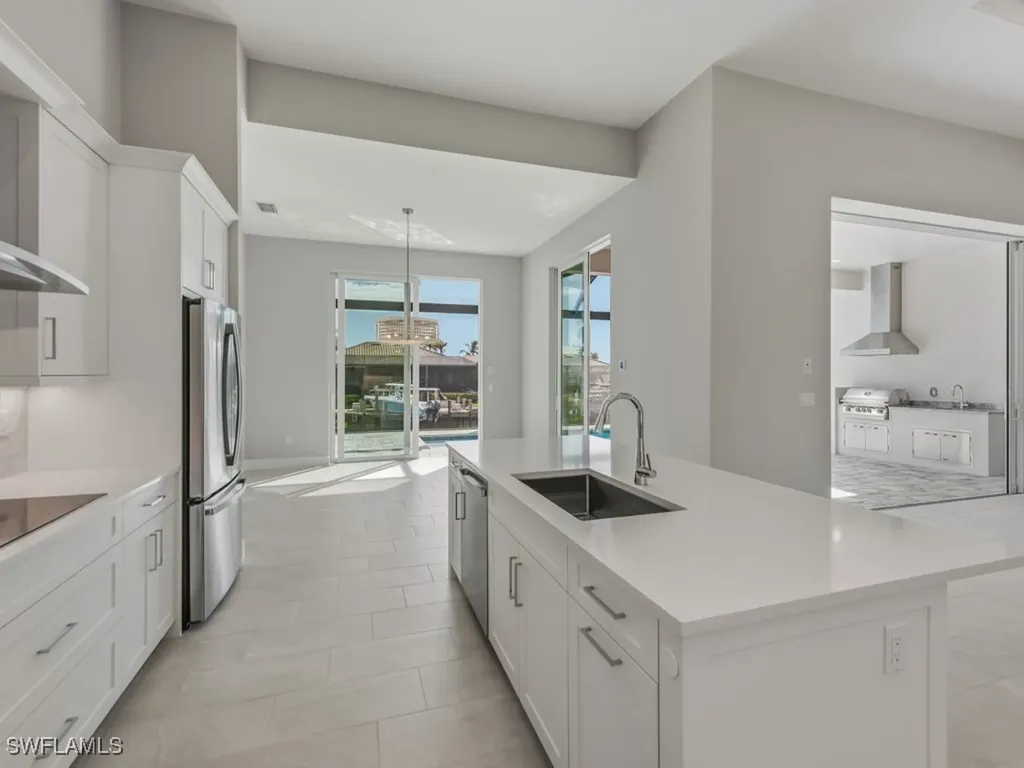 1213 Whiteheart Avenue Marco Island FL 34145
