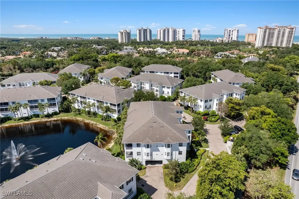 815 Bentwater Circle Naples FL 34108