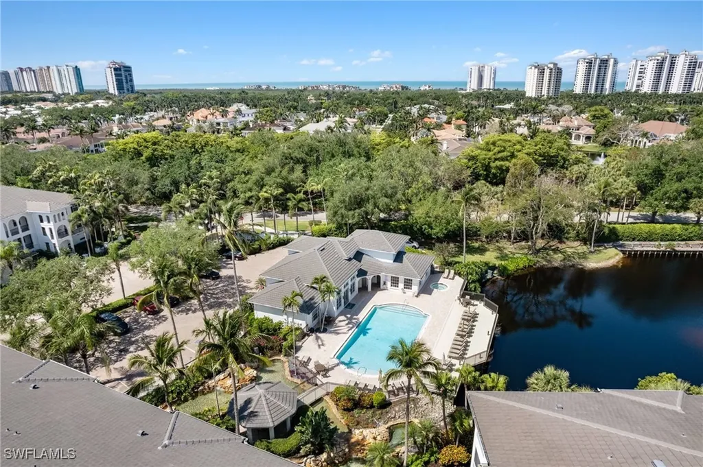 815 Bentwater Circle Naples FL 34108